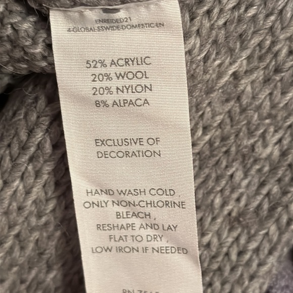 Hollister Gray Sweater - Picture 4 of 4